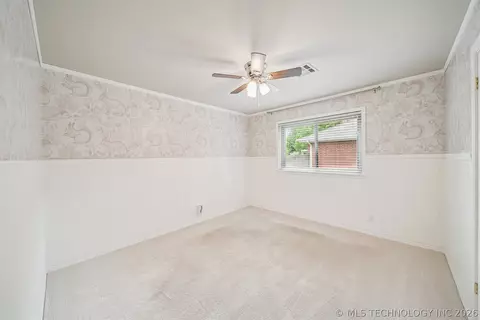 Bedroom - 7120 E 69th St, Tulsa, OK 74133 photo 4 of 6