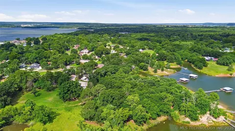 View/Area - 246 Williams Ave, Eufaula, OK 74432 photo 3 of 5