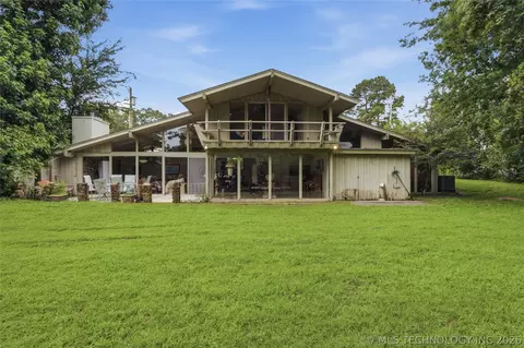 Exterior - 246 Williams Ave, Eufaula, OK 74432 photo 4 of 5