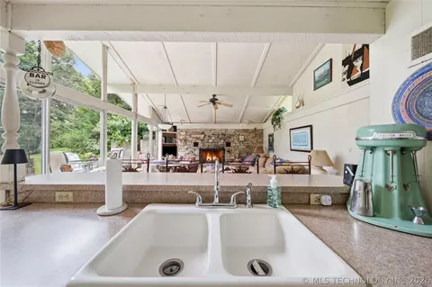 Kitchen - 246 Williams Ave, Eufaula, OK 74432 photo 3 of 3