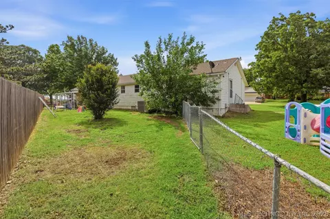 601 W Maple St, Drumright, OK 74030 photo 29