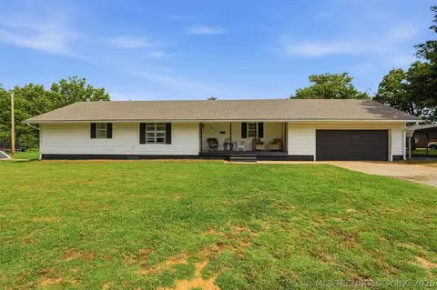 601 W Maple St, Drumright, OK 74030