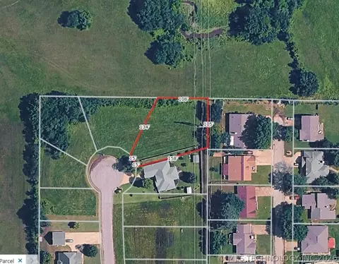 36684 Carter Ave, Wagoner, OK 74467