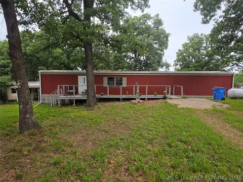 416335 Lagoon Dr, Checotah, OK 74426