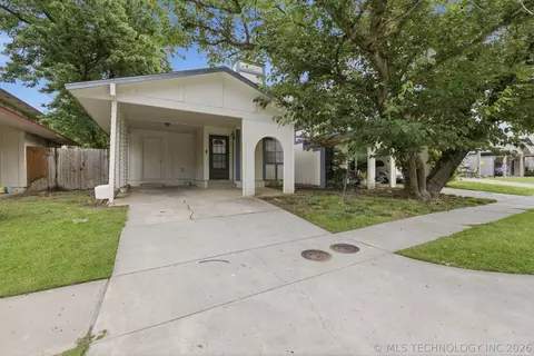 10917 E 16th St, Tulsa, OK 74128