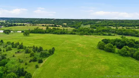 4200 Road, Claremore, OK 74017