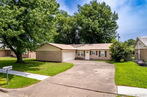 1625 S 2nd St, Broken Arrow, OK 74012