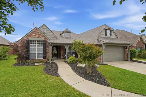 10400 N 114th East Ave, Owasso, OK 74055