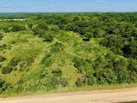 115955 S 3950 Rd, Henryetta, OK 74437