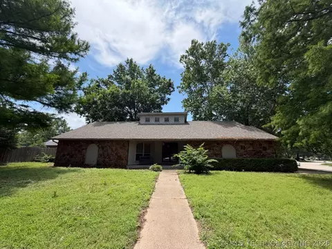 1705 W Jackson Pl, Broken Arrow, OK 74012