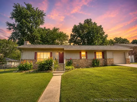 503 Joe Carrol St, Tahlequah, OK 74464
