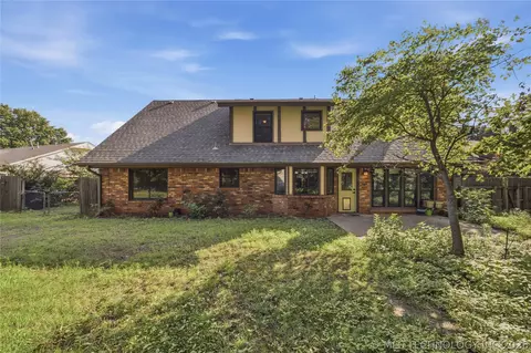Exterior - 8404 E 107th St, Tulsa, OK 74133 photo 4 of 5