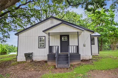 1016 Nathan Boone Rd, Fort Gibson, OK 74434