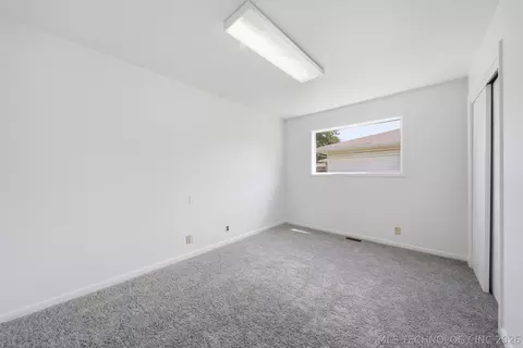 Bedroom - 6746 E 28th St, Tulsa, OK 74129 photo 3 of 6