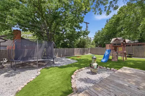 Exterior - 4612 E 56th Ct, Tulsa, OK 74135 photo 4 of 5