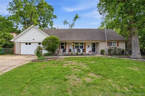 1920 E 53rd St, Tulsa, OK 74105