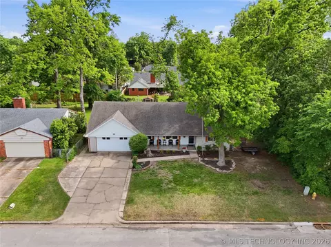 View/Area - 1920 E 53rd St, Tulsa, OK 74105 photo 1 of 6