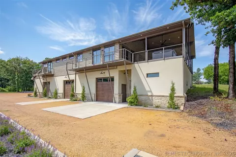 5161 Tower Dr, Kingston, OK 73439