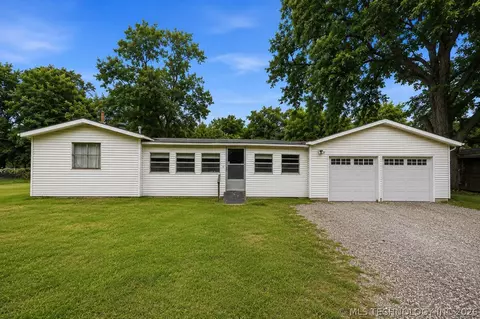 6425 W 6th St, Tulsa, OK 74127