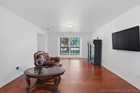 Living - 6903 E 99th St, Tulsa, OK 74133 photo 4 of 5