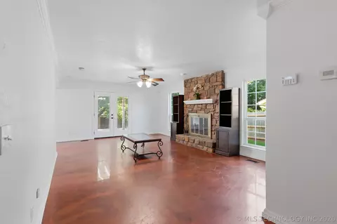 Living - 6903 E 99th St, Tulsa, OK 74133 photo 1 of 5