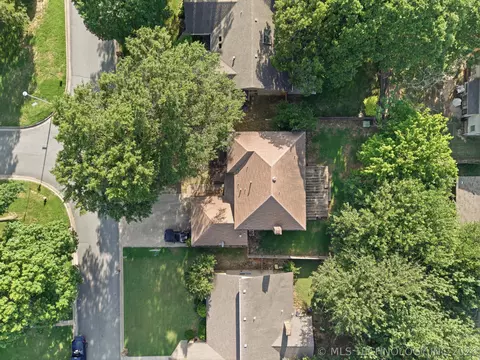 View/Area - 6903 E 99th St, Tulsa, OK 74133 photo 2 of 4