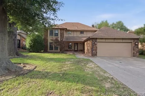 6903 E 99th St, Tulsa, OK 74133
