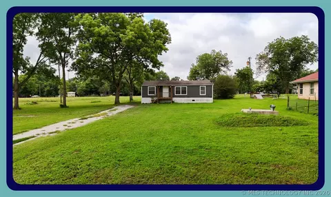 111 E 5th St, Stonewall, OK 74871
