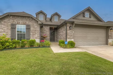 3872 E 144th St S, Bixby, OK 74008