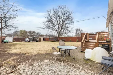 Exterior - 5911 E Reading St, Tulsa, OK 74115 photo 2 of 2