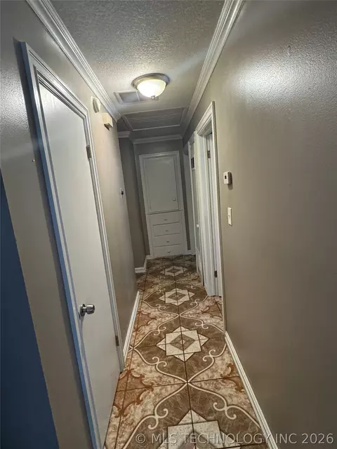 Entry Way - 11409 E 4th Pl, Tulsa, OK 74128 photo 3 of 4