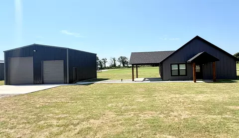 11729 Sandy Acres Trl, Kingston, OK 73439