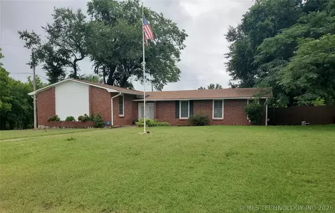 300 W Jackson Ave, Mcalester, OK 74501
