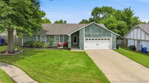 4214 W Urbana Ct, Broken Arrow, OK 74012