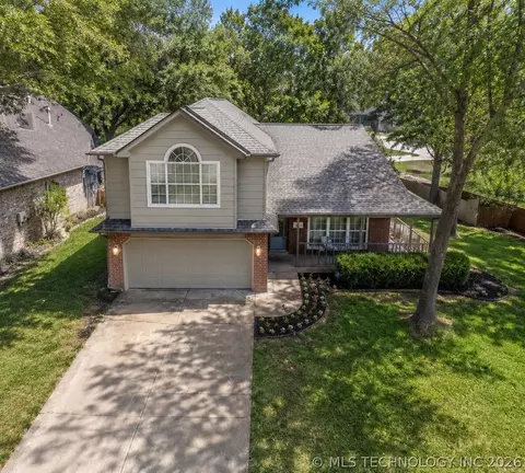 3843 W Galveston Pl, Broken Arrow, OK 74012