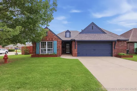11827 N 117th East Ave, Collinsville, OK 74021