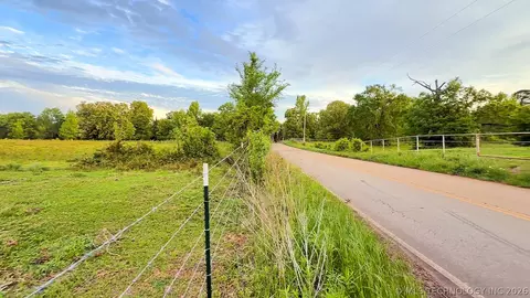 12 2160 Rd, Idabel, OK 74745 photo 3