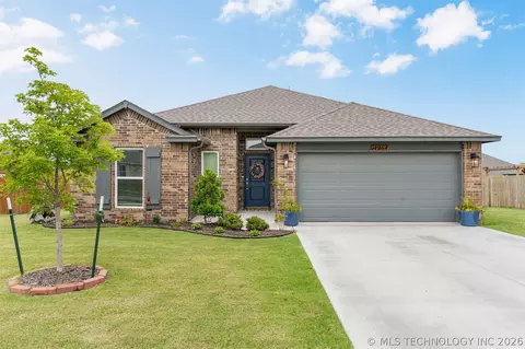 14964 S Poplar Pl, Glenpool, OK 74033