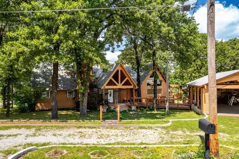 207 Gary Dr, Vinita, OK 74301