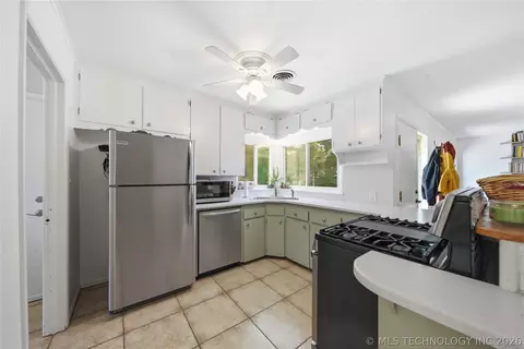 4107 E 37th St, Tulsa, OK 74135 photo 10