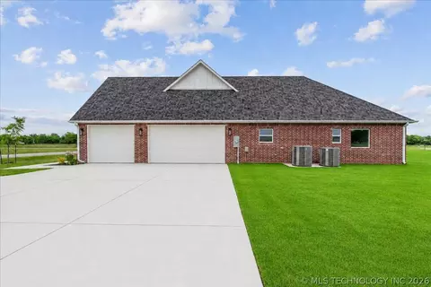 Exterior - 31820 E Two Socks Dr, Broken Arrow, OK 74014 photo 6 of 6