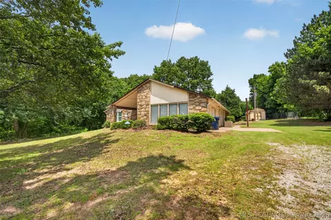 1259 N Peninsula Dr, Cleveland, OK 74020