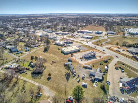 0 W Gentry Ave, Checotah, OK 74426 photo 35