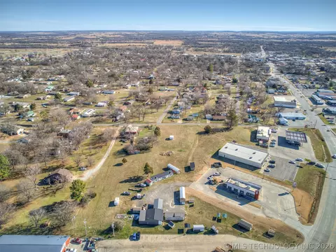 0 W Gentry Ave, Checotah, OK 74426 photo 24