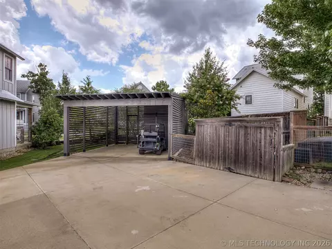 Exterior - 40 Redbud St, Carlton Landing, OK 74432 photo 18 of 21
