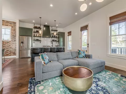 Living - 40 Redbud St, Carlton Landing, OK 74432 photo 4 of 4