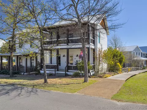 Exterior - 40 Redbud St, Carlton Landing, OK 74432 photo 16 of 21