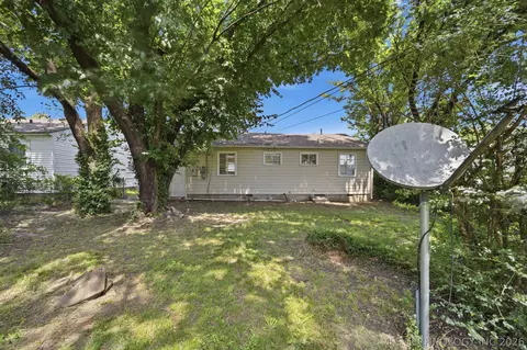 Exterior - 7144 E Latimer Pl, Tulsa, OK 74115 photo 3 of 4