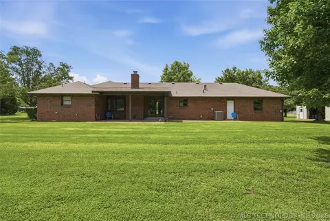 Exterior - 17255 E 79th St N, Owasso, OK 74055 photo 4 of 6