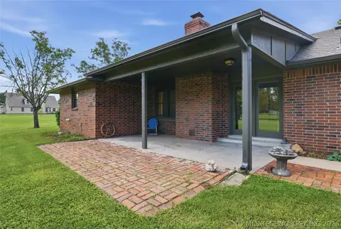 Exterior - 17255 E 79th St N, Owasso, OK 74055 photo 5 of 6